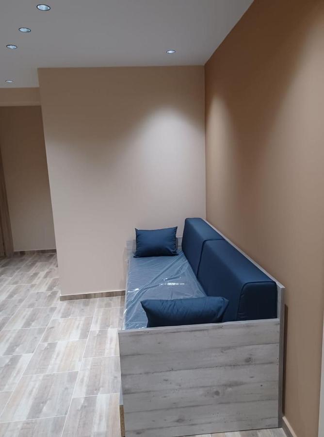 Apartment Ladenis *