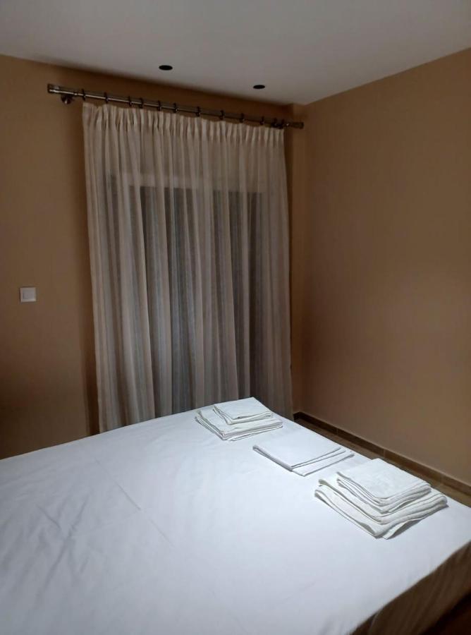 Apartment Ladenis